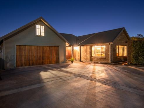 34 Albert Drive, Clyde