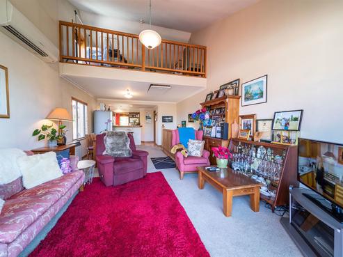 304/139 Fernhill Road, Fernhill/Sunshine Bay