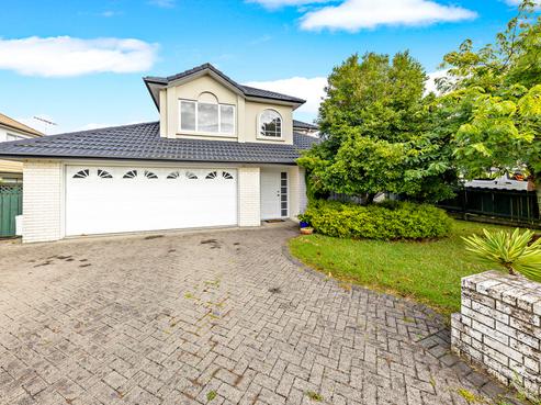 77 Bob Charles Drive, Golflands