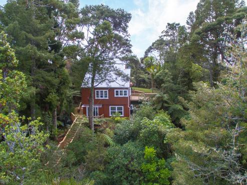 30 Kauri Loop Road, Oratia