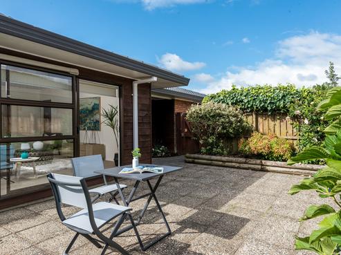 2/11 Golfland Drive, Golflands