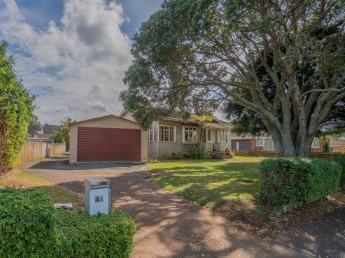 4 Turama Road, Royal Oak