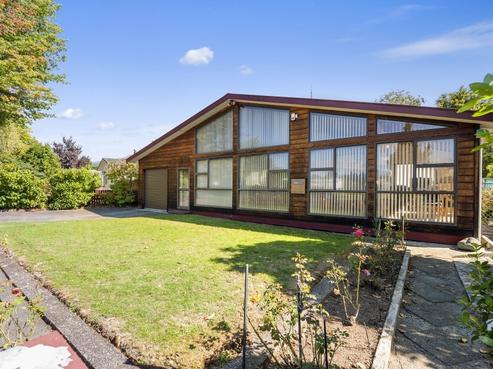 16 Patikura Place, Turangi