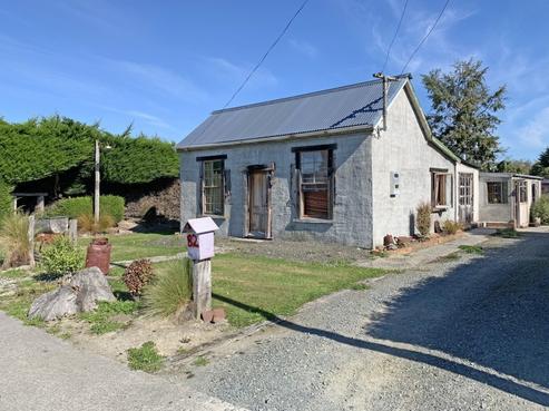 82 Baker Street, Balclutha