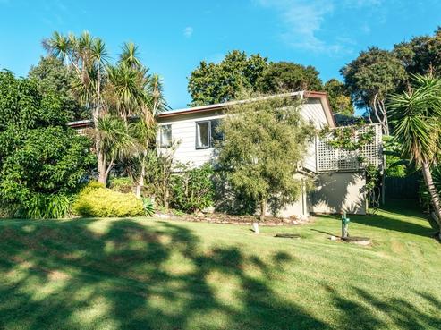 4 Sea View Road, Ostend