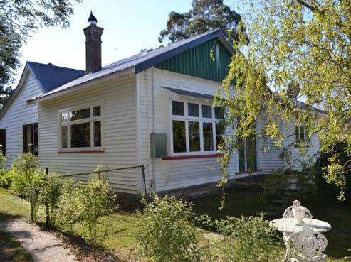 91 Conways Road, Cust