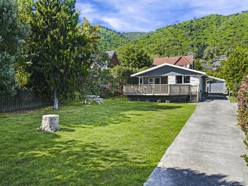 17 Winara Avenue, Waikanae