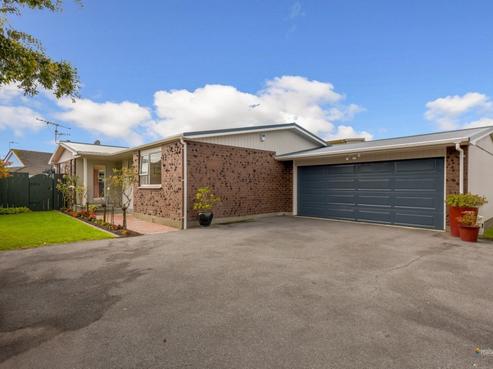 33 Brunswick Street, Central Hutt
