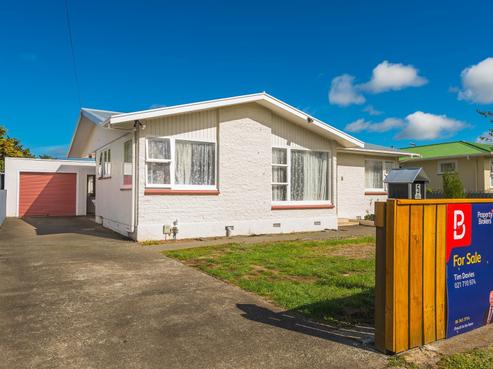 5 Devon Road, Springvale