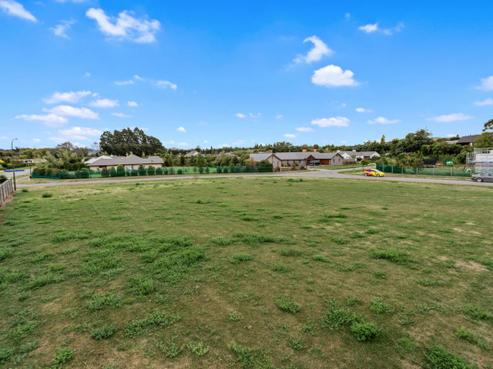 2 Crawford Close, Amberley