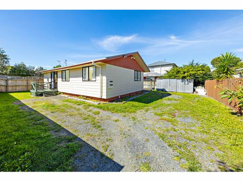 3/35 Waterview Road West, Takanini
