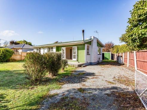 16 Carston Street, Leeston