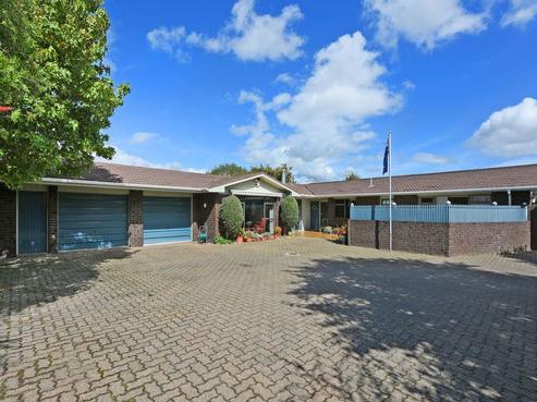 7 Palmer Crescent, Silverstream