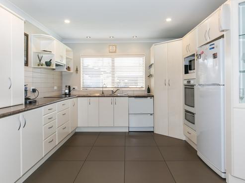 6/43 Middle Road, Havelock North