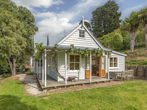 15 Allandale Lane, Governors Bay
