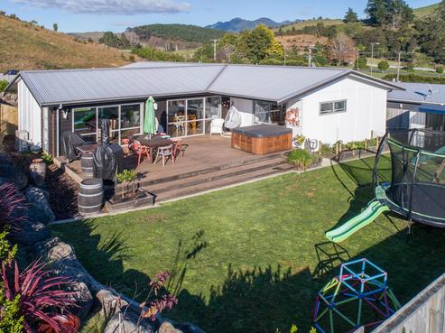 103 Te Tutu Street, Whangamata