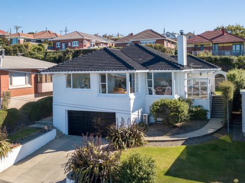 156 Easther Crescent, Kew