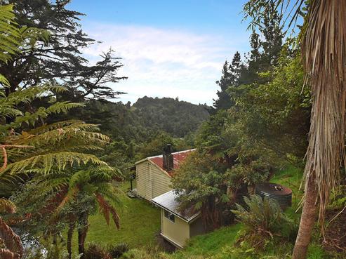 239 Kaitieke Road, National Park
