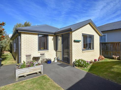 72 Fawcett Street, South Dunedin