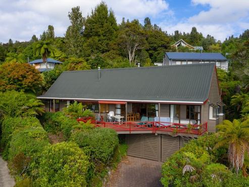 27 Hauraki Terrace, Pukawa