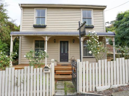 43 Dublin Street, Lyttelton