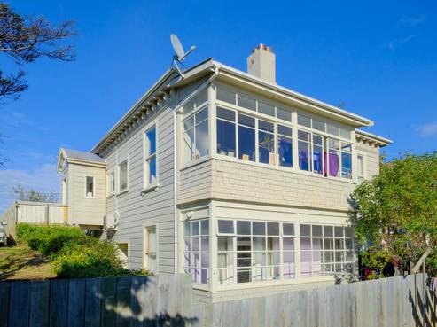 24 English Avenue, Kenmure