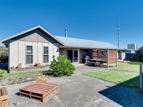16 Townshend Crescent, Greenmeadows