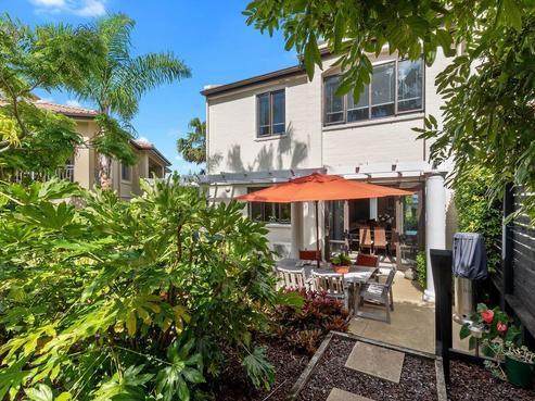 50 Genoa Way, Albany Heights