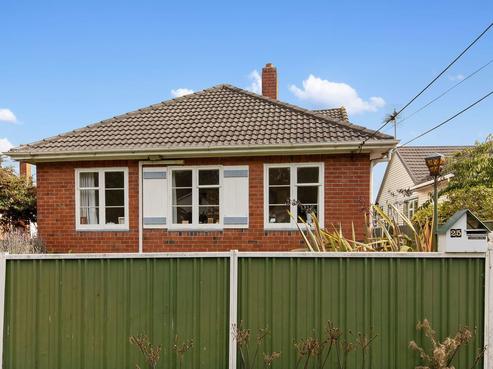 25 Pirie Crescent, Moera