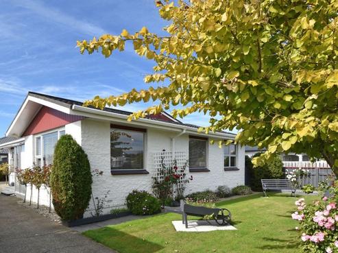 79 Wilton Street, Windsor