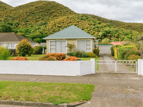 398 Cambridge Terrace, Naenae