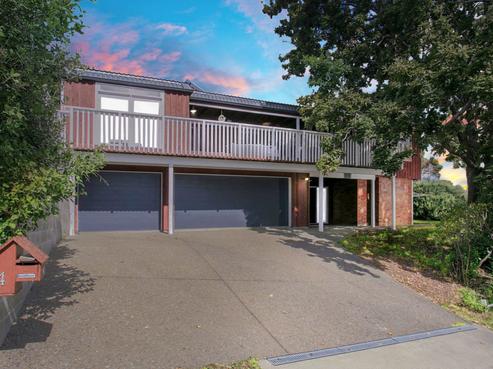 4 Hollyhock Place, Browns Bay