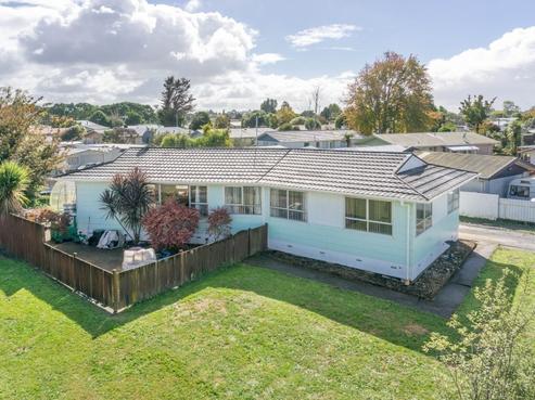 6 Marion Place, Deanwell