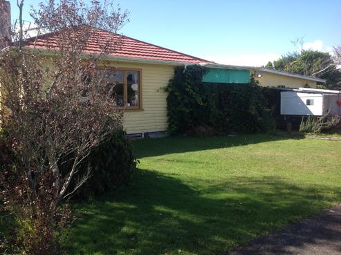 6 Grey Street, Waitara
