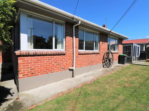 17 Cambridge Street, Kensington