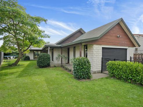 6 Heaphy Place, Casebrook