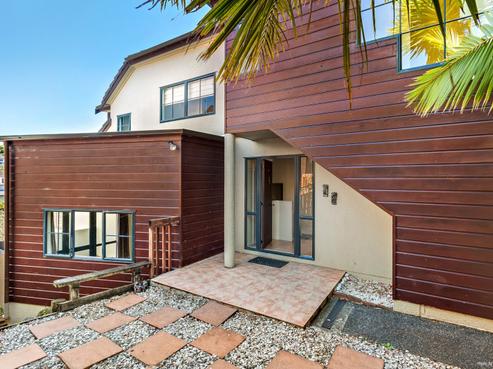 10/19 Langana Avenue, Browns Bay