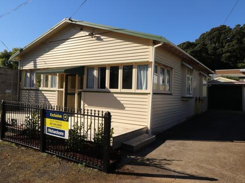 4 Tatahi Street, Te Puru