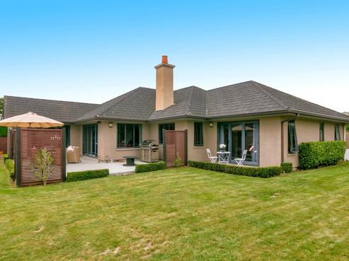 6 Bourke Place, Havelock North