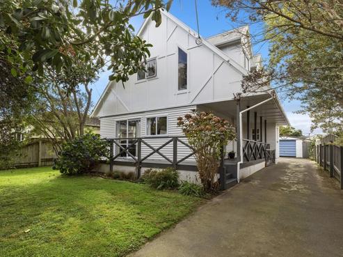 17 Trinity Avenue, Epuni