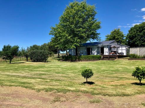 6580 State Highway 1, Pakaraka