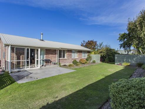 19 Parsonage Road, Woodend
