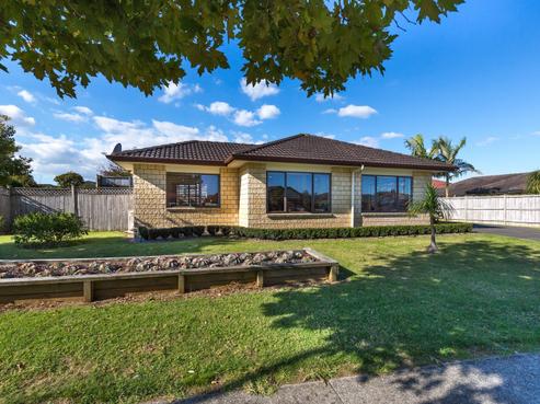 51 Magic Way, Randwick Park