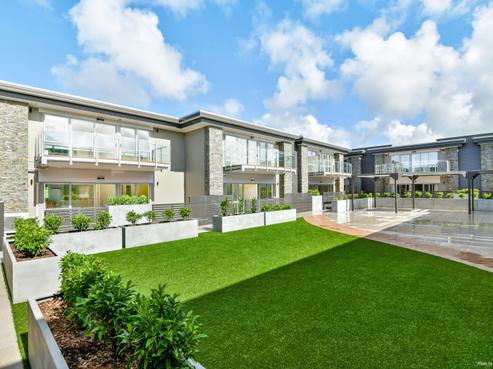 202/252 Centreway Road, Orewa