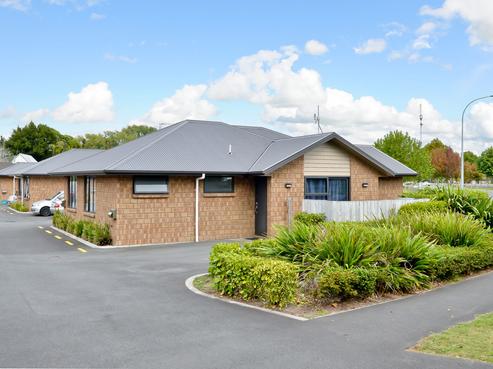 10/102 Old Farm Road, Hamilton East