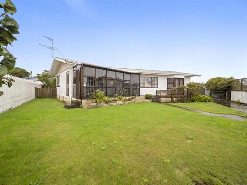 16 Manuka Place, Hawera