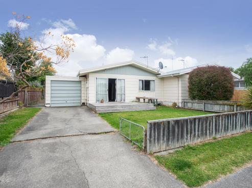 2/42 Wynyard Crescent, Tamatea