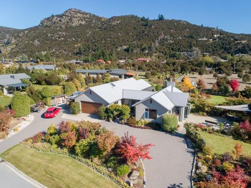 8 Grierson Lane, Albert Town