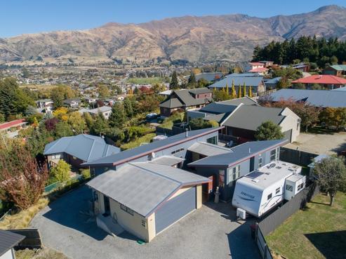30 Plantation Road, Wanaka