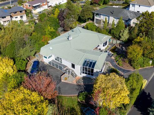 12 Freyberg Road, Fairfield